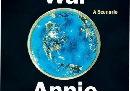 Book cover of Biological War by Annie Jacobsen focusing on biological warfare scenarios